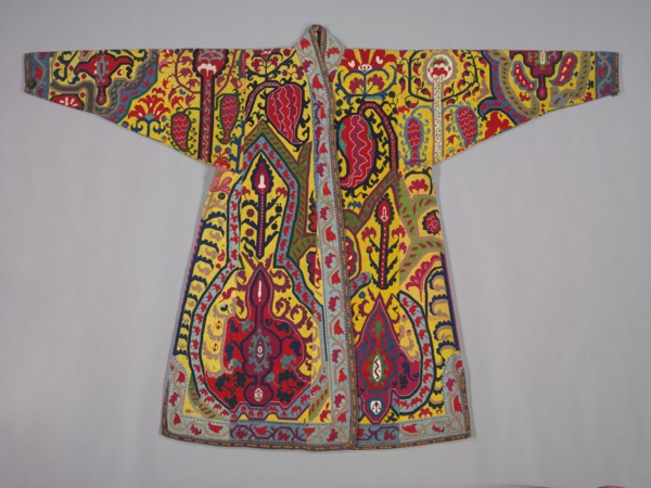 Man's surcoat, late 1800s. Uzbekistan, Shahr-i Sabz. Embroidery, cross-stitch: silk; overall: 150 x
