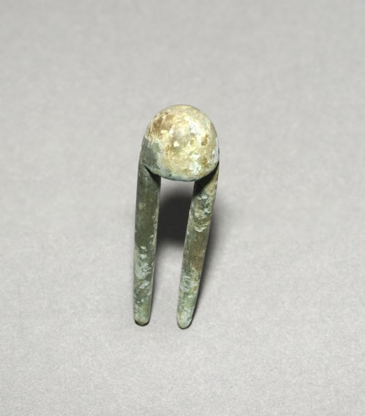 Topknot Pin, 918-1392. Korea, Goryeo period (918-1392). Bronze; overall: 5.5 cm (2 3/16 in.).