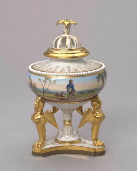 Urn and cover, c. 1815. Flight, Barr and Barr (British). Artificial porcelain; overall: 18.6 x 11.4