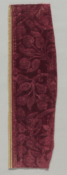 Fragment with Floral Pattern, 1600s. Spain, 17th century. Velvet with two levels of cut pile; silk;