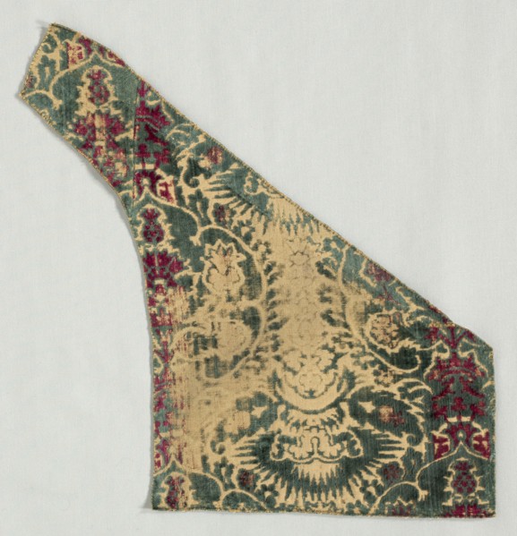 Velvet Fragment, 1400s. Italy, 15th century. Velvet (cut and voided); overall: 28 x 22.9 cm (11 x 9