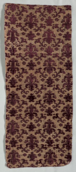Velvet Fragment, 1600-1640. Italy, 1st third of 17th century. Velvet (cut and uncut); silk and