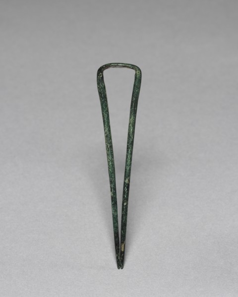 Bronze Topknot Pin, 918-1392. Korea, Goryeo period (936-1392). Bronze; overall: 2 cm (13/16 in.).