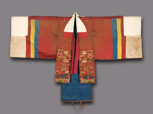 Bride's Robe, 1800s. Korea, Joseon dynasty (1392-1910). Silk embroidery on silk; edges wrapped with