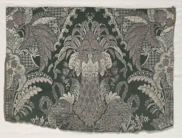 Brocade Fragment, early 1700s. France, early 18th century, late Baroque. Brocaded silk; overall: 52