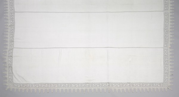 Needlepoint (Reticella) and Bobbin Lace Sheet, late 16th century. Italy, late 16th century. Lace,