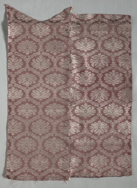 Textile Fragment, 1600s. Italy, 17th century. Damask, silk; overall: 99.7 x 18.7 cm (39 1/4 x 7 3/8