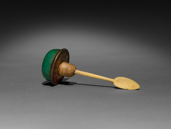 Snuff Bottle (stopper), 1644-1912. China, Qing dynasty (1644-1911). Glass and jade; overall: 7.7 cm