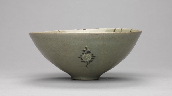 Bowl with Fish and Waves in Relief, 1200s. Korea, Goryeo period (918-1392). Pottery; diameter of