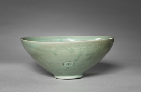 Bowl with Inlaid Chrysanthemum and Peony Design, 918-1392. Korea, Goryeo period (918-1392).