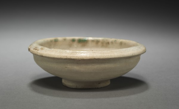 Small Bowl, 1-200. Parthian, 1st-2nd Century. Terracotta; diameter: 11 cm (4 5/16 in.); overall: 4