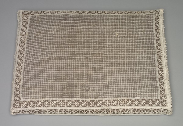 Needlepoint (Drawnwork) and Bobbin Lace Pillow Case, 17th century. Italy, Genoa, 17th century.
