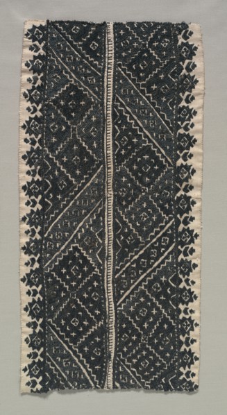 Fragment of "Aleuj" Embroidery, 19th century. Morocco, Fez, 19th century. Embroidery: silk on