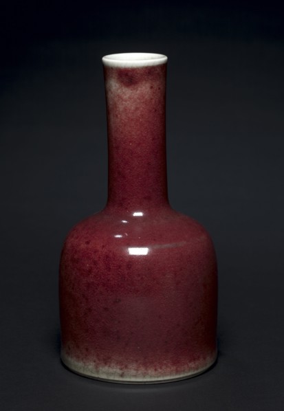 Bell-shaped Bottle:  Lang Ware, 1662-1722. China, Qing dynasty (1644-1911), Kangxi reign