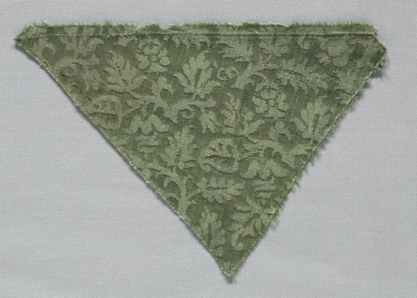 Silk Damask Fragment, 1500s. Italy, 16th century. Damask, silk; overall: 16 x 19.5 cm (6 5/16 x 7
