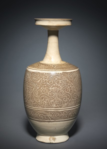 Vase with Floral Scrolls, 900s-1000s. China, Henan province, Northern Song dynasty (960-1127).