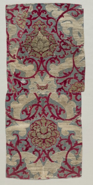 Fragment of Velvet, 15th century. Spain, 15th century. Velvet (cut, voided, and brocaded); silk and