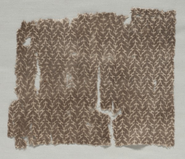 Fragment, 1100s - 1300s. India, 12th-14th century. Plain cloth, resist dyed; cotton; overall: 25.8