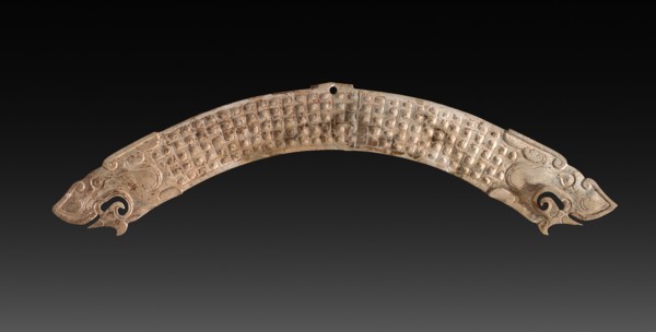 Arc-Shaped Pendant (Huangpei), c. 400-300 BC. China, Eastern Zhou dynasty (771-256 BC), Warring