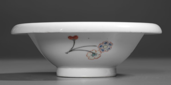 One of a Pair of Bowls with Flowers and Branches: Kakiemon Ware, early 18th century. Japan, Edo