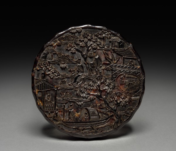Fragrance Box (lid), 1700s. China, Qing dynasty (1644-1911). Tortoiseshell; diameter: 8.6 cm (3 3/8