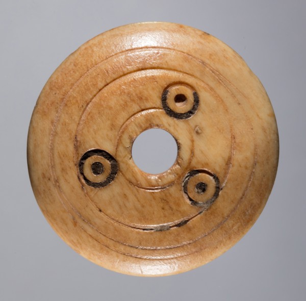 Spindle Whorl, 700s - 900s. Iran, early Islamic period, 8th - 10th century. Bone, incised; overall: