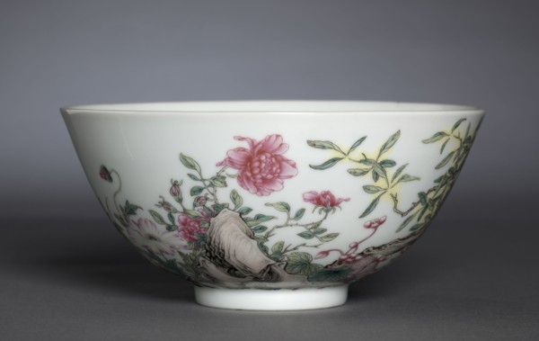 Bowl with Poppies, Tree Peony, and Flowering Mimosa, 1723-35. China, Jiangxi province, Jingdezhen,