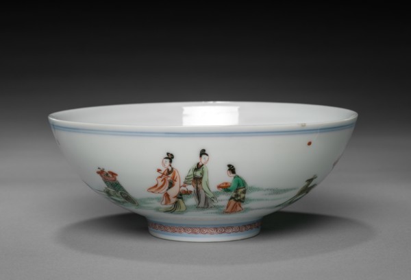Bowl with Xiwangmu and Attendants, 1662-1722. China, Jiangxi province, Jingdezhen, Qing dynasty
