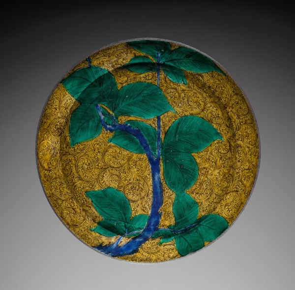 Large Dish with Persimmon Branch, mid- to late 1600s. Japan, Edo period (1615-1868). Porcelain with