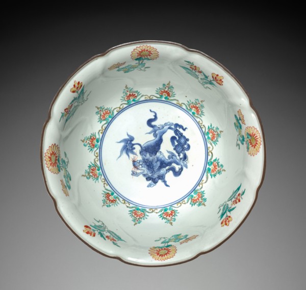 Bowl with Lion (Kara-shisi) and Floral Decoration: Kakiemon Type, 18th century. Japan, Edo Period