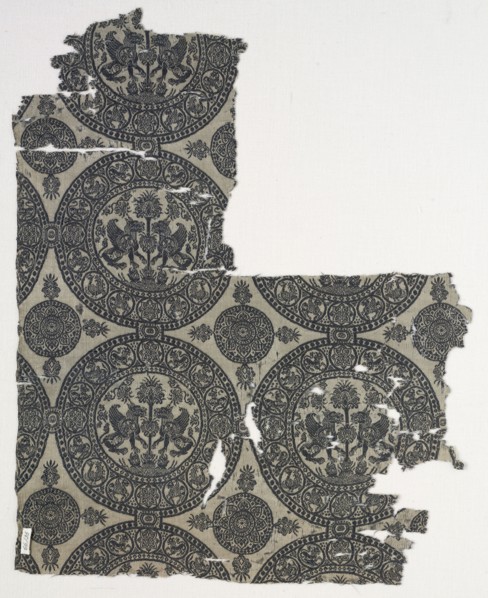 Fragments with Griffins in Roundels, 1100s. Iran or Iraq, Seljuk period, 12th century. Lampas
