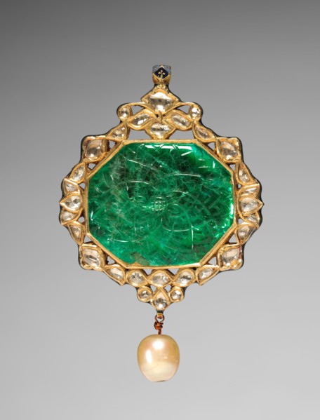 Pendant, 1700s. India, Mughal, Rajasthan, Jaipur, 18th century. Gold, emerald, diamonds, enamel,