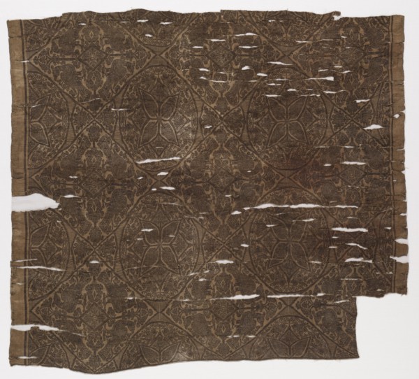 Fragment, 1420-1955. Iran or Iraq ?, 15th-20th century. Compound twill weave, silk; overall: 71 x
