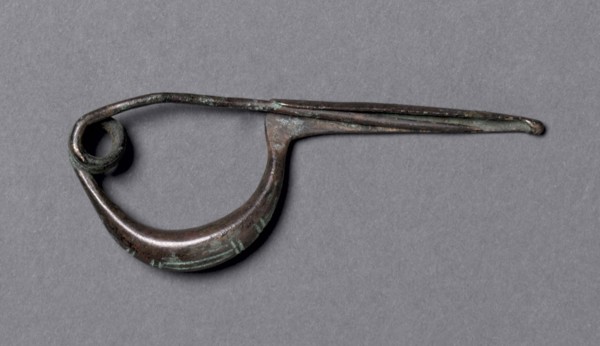 Boat-Shaped Fibula, c. 700 BC. Italy, Etruscan, late 8th Century BC. Bronze; overall: 6.8 cm (2