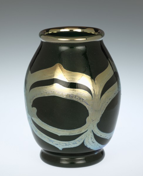 Vase, c. 1890-1892. Louis Comfort Tiffany (American, 1848-1933). Glass; overall: 13.7 x 10.1 cm (5