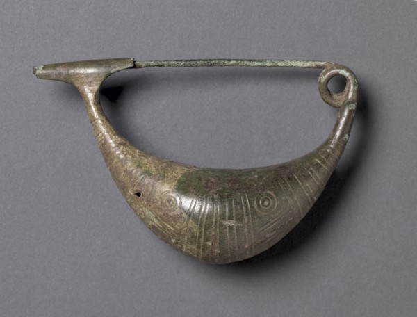 Boat-Shaped Fibula, c. 900-700 BC. Italy, Etruscan, 10th-8th century BC. Bronze; overall: 11.5 cm