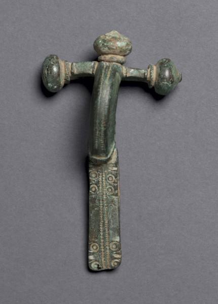 Cross-bow Fibula, 1-200. Italy, Roman, 1st-2nd Century. Bronze; overall: 9.5 cm (3 3/4 in.).