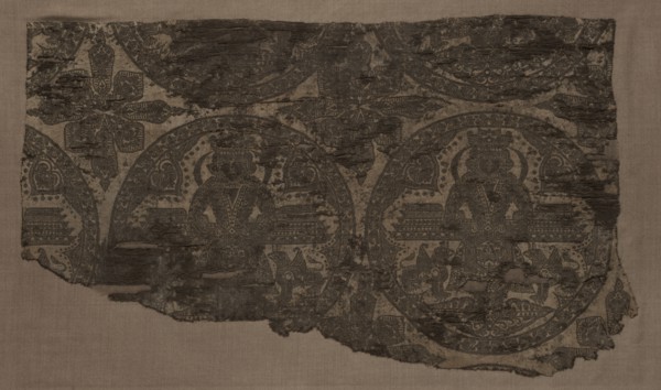 Enthroned King Flanked by Griffins, 800s ?. Iran or Iraq, Abbasid period, 9th century (?). Lampas
