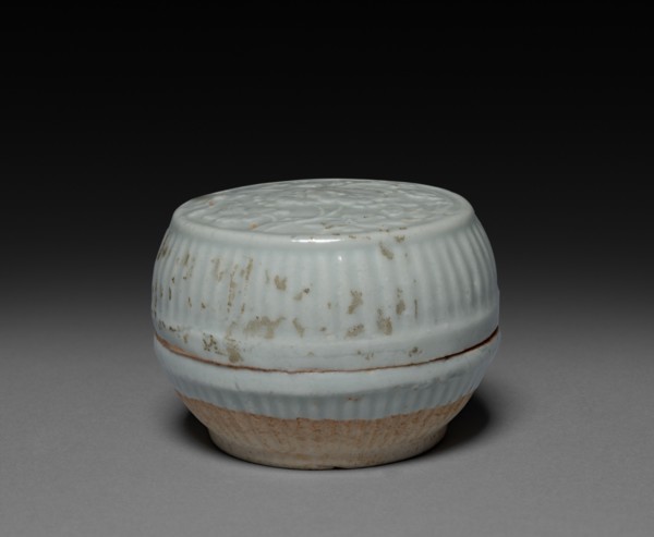 Circular Box: Qingbai Ware, 1200s-1300s. China, Southern Song Dynasty (1127-1279) - Yuan Dynasty