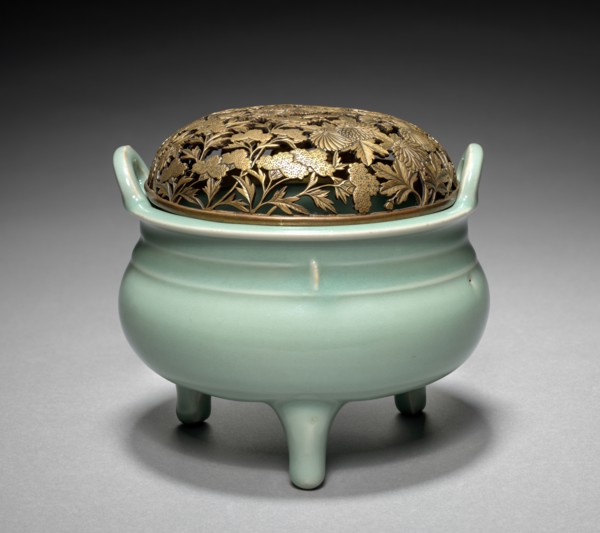 Incense Burner, late 1800s. Japan, Meiji period (1868-1912). Porcelain with gilt bronze cover;
