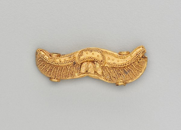 Set of Pendants Ending in a Bull's Head, 185-72 BC. India, Sunga Period (185-72 BC). Gold repoussé