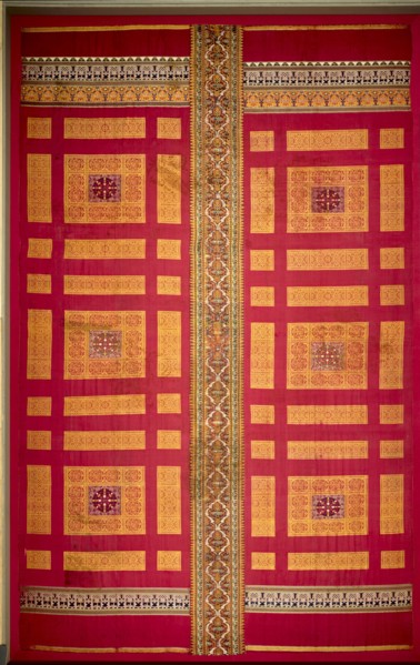 Alhambra Palace Silk Curtain, mid 1300s. Spain, Granada, Nasrid period. Silk; lampas weave;