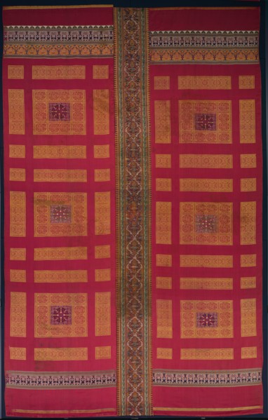 Silk curtain from the Alhambra palace, 1300s. Spain, Granada, Nasrid period. Lampas and taqueté: