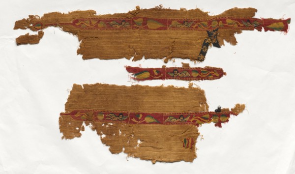 Fragments from a Tunic, 600s. Egypt, Umayyad period (?), 7th century. Tabby weave, inwoven tapestry