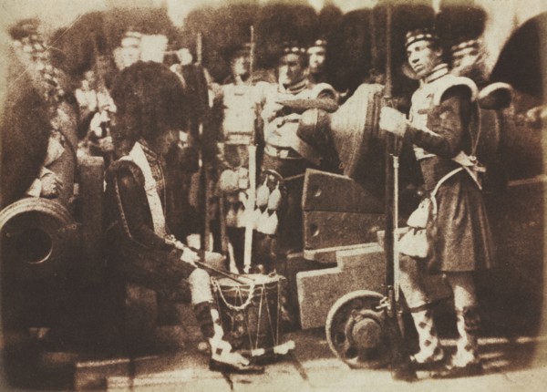 Scots Guards at Edinburgh Castle, 1846. David Octavius Hill (British, 1802-1870), and Robert