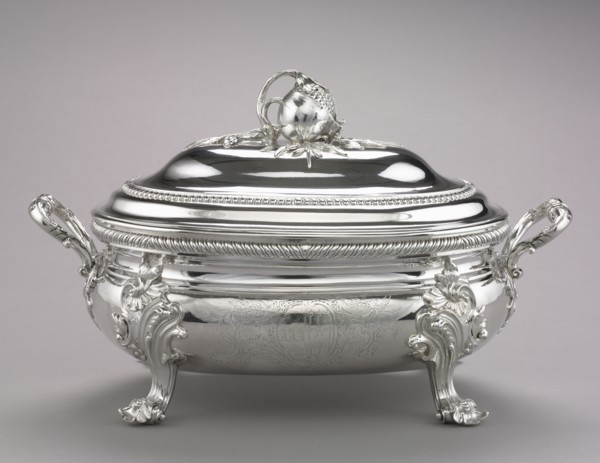 Tureen, 1753. Edward Wakelin (British, 1784). Silver; overall: 24.3 x 40.4 x 22.8 cm (9 9/16 x 15