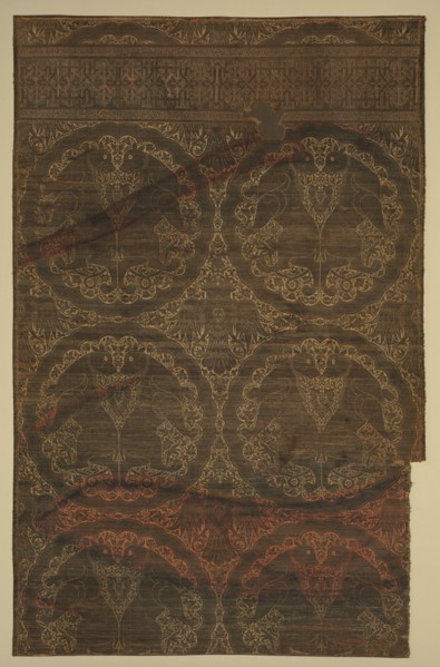 Cloth of gold with felines and eagles, 1225-1275. Northeast Iran. Lampas: silk and gold thread;