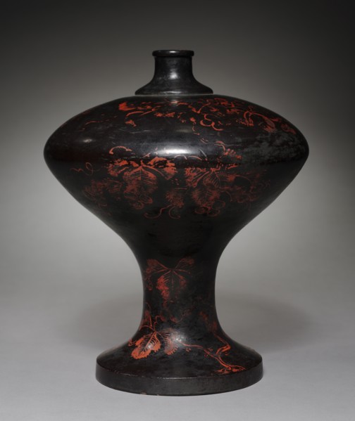 Sake Flask, 1500s. Japan, Muromachi Period (1392-1573). Black laquered wood with red lacquer;