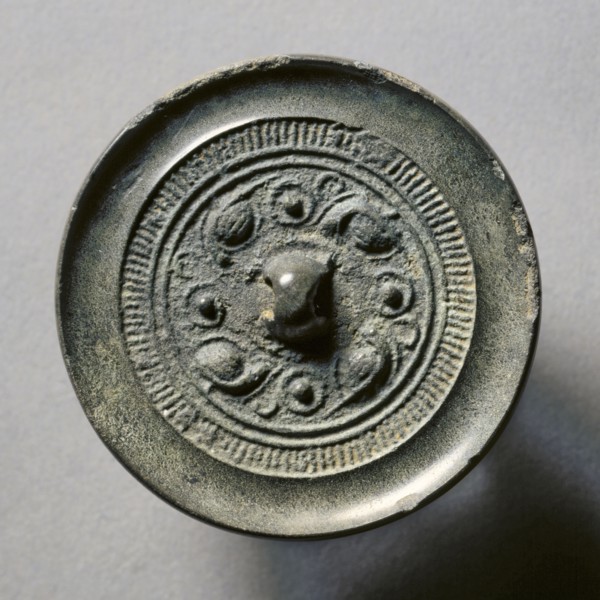 Mirror with Four Nipples and Four Birds, late 3rd Century BC - early 1st Century. China, Western