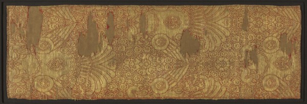 Cloth of Gold: Displayed Falcons, mid 1200s. Central Asia, mid-13th century. Lampas, silk and gold